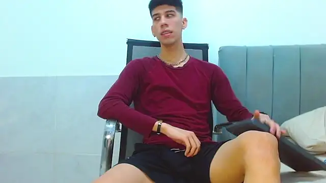 Snapshot of jhony-sex chatting on April 2026 06:51:02 AM jhony-sex online show from April 2026 06:51:02 AM