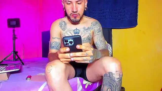 Snapshot of smoker445 chatting on April 2026 10:34:01 AM smoker445 online show from April 2026 10:34:01 AM