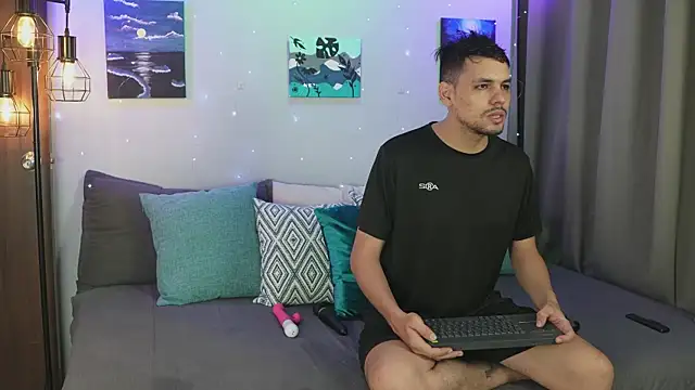 Cleoanubis- online show from October 2025 04:21:01 AM