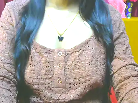 ishmita99 online show from March 2025 04:42:02 PM