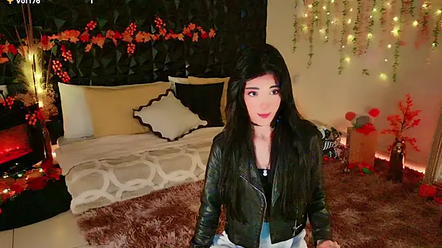 Snapshot of Finibondi chatting on November 2025 07:06:02 AM Finibondi online show from November 2025 07:06:02 AM