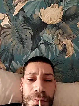 Snapshot of litleboy92 chatting on November 2025 12:44:01 AM litleboy92 online show from November 2025 12:44:01 AM