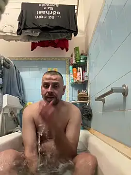 Huncutkuki online show from December 2024 05:33:02 PM