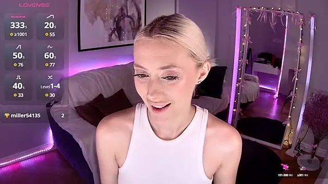 LoryWood online show from January 2025 03:29:02 PM