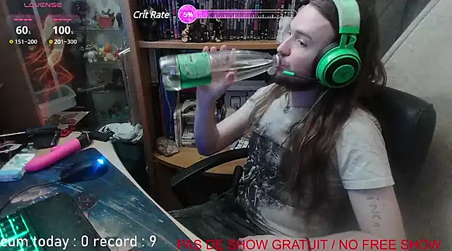 Snapshot of nicolasdumand21 chatting on February 2025 08:49:02 PM nicolasdumand21 online show from February 2025 08:49:02 PM