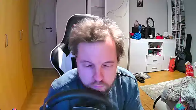 Snapshot of larsgessner30 chatting on March 2026 11:05:01 PM larsgessner30 online show from March 2026 11:05:01 PM