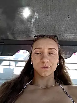 Snapshot of Milky_flexy_cat chatting on July 2026 12:40:01 PM Milky flexy cat online show from July 2026 12:40:01 PM