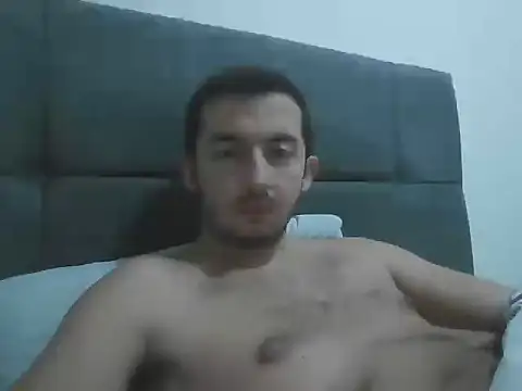 laynufff online show from December 2025 05:08:02 PM