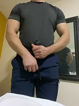 Snapshot of FumesClouds chatting on January 2025 06:27:01 AM FumesClouds online show from January 2025 06:27:01 AM