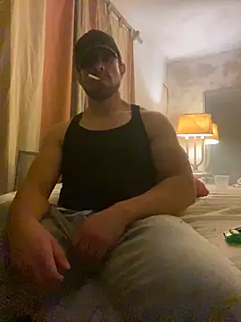 Snapshot of FumesClouds chatting on January 2025 11:00:01 AM FumesClouds online show from January 2025 11:00:01 AM