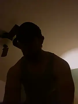 Snapshot of FumesClouds chatting on February 2025 11:54:02 AM FumesClouds online show from February 2025 11:54:02 AM