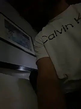 Snapshot of FumesClouds chatting on October 2025 10:30:01 PM FumesClouds online show from October 2025 10:30:01 PM