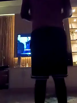 SexyMama boy online show from April 2026 07:58:01 PM