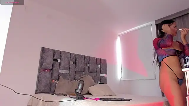 rossth1 online show from March 2026 07:43:02 PM