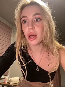 meanexx online show from December 2024 08:15:01 PM