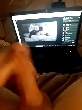 passion4it5 online show from April 2026 10:56:02 PM