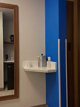 1BeautyN1Beast online show from December 2025 01:44:01 AM