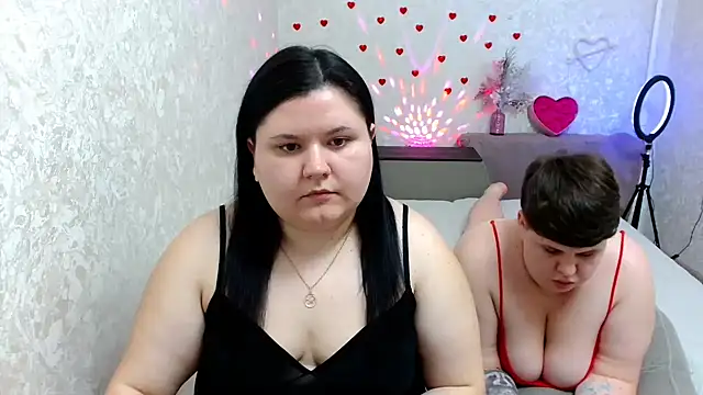 BeckyAndHellen online show from February 2025 08:24:01 PM