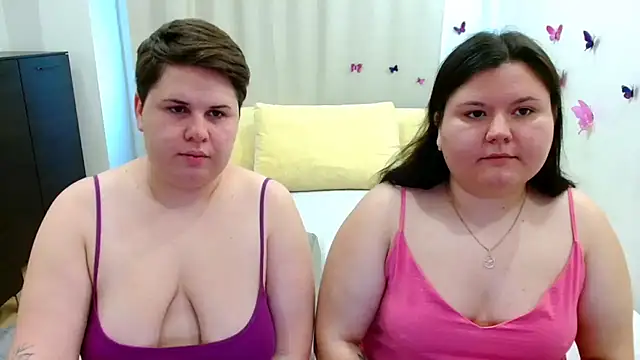 BeckyAndHellen online show from September 2025 09:44:01 AM