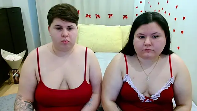 BeckyAndHellen online show from December 2025 12:14:02 PM