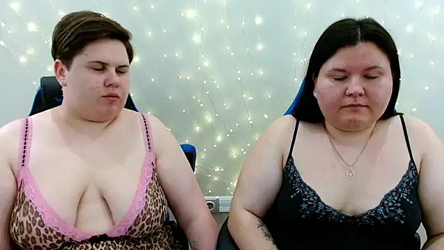 BeckyAndHellen online show from July 2026 11:23:02 AM