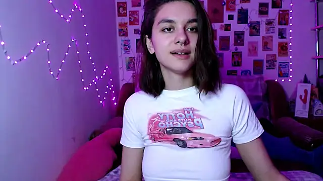 Snapshot of Celine_Dionn chatting on January 2025 04:27:01 PM Celine Dionn online show from January 2025 04:27:01 PM