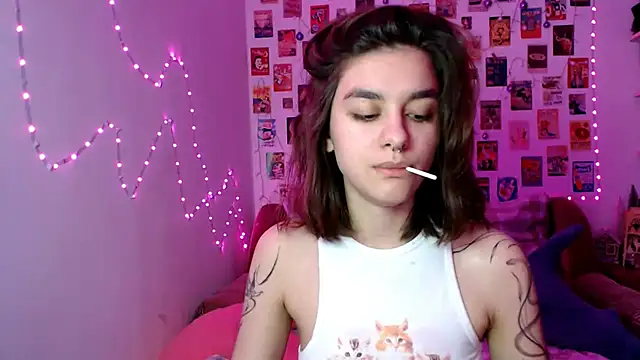 Snapshot of Celine_Dionn chatting on January 2025 01:47:01 PM Celine Dionn online show from January 2025 01:47:01 PM