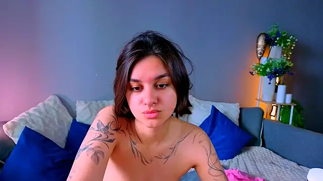 Snapshot of Celine_Dionn chatting on July 2026 10:47:01 AM Celine Dionn online show from July 2026 10:47:01 AM