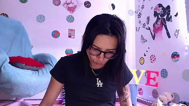 Snapshot of Yaumiko chatting on March 2025 01:31:02 PM Yaumiko online show from March 2025 01:31:02 PM