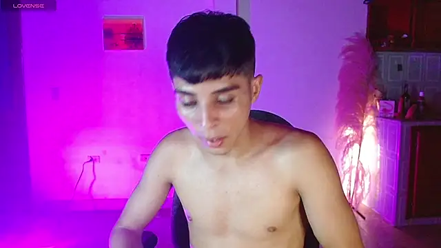 justin alexxx online show from January 2025 03:25:02 AM