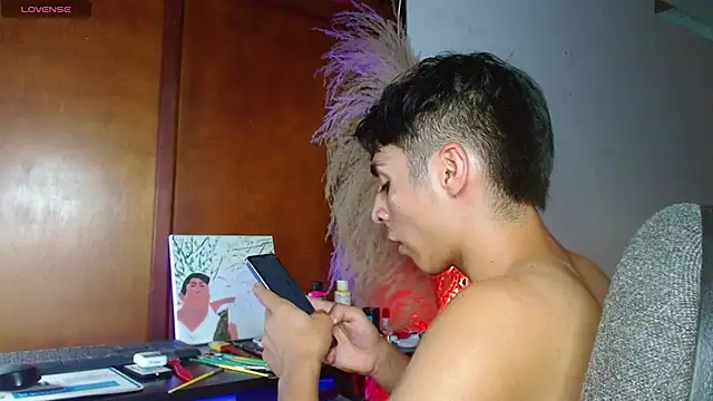 justin alexxx online show from February 2025 11:59:02 PM