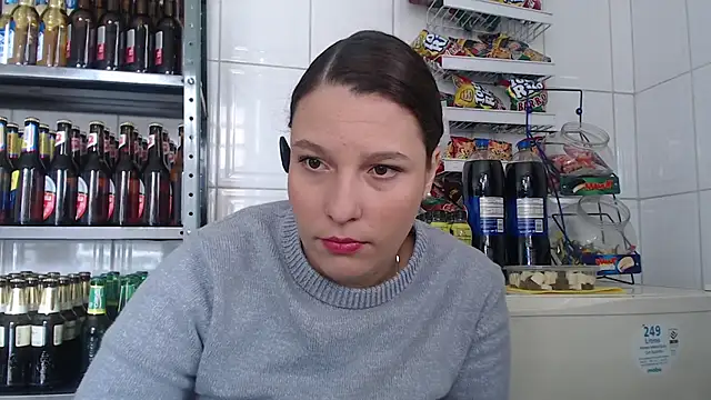 Snapshot of alexia_87 chatting on April 2026 03:28:01 PM alexia 87 online show from April 2026 03:28:01 PM