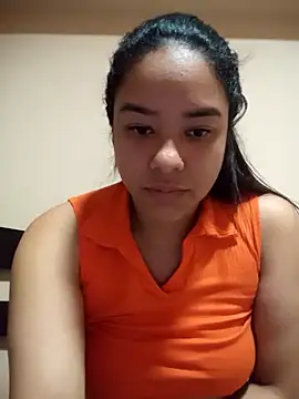 Snapshot of EAAM1 chatting on September 2025 10:43:02 PM EAAM1 online show from September 2025 10:43:02 PM