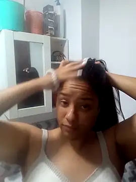 Snapshot of EAAM1 chatting on October 2025 03:42:02 AM EAAM1 online show from October 2025 03:42:02 AM