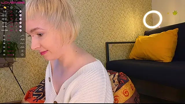 EmmyAmbros online show from February 2025 01:21:02 PM