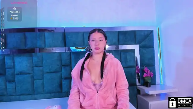 Venus velez  online show from January 2025 01:09:01 PM