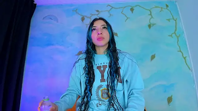 SaturnooStonee online show from September 2025 06:36:01 AM