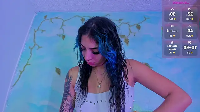 SaturnooStonee online show from December 2025 01:03:02 AM