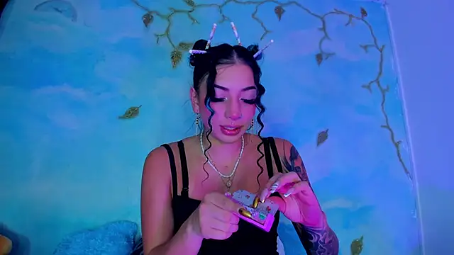 SaturnooStonee online show from February 2026 07:31:02 AM