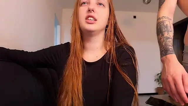 Snapshot of Chaptertoo chatting on October 2025 05:55:02 PM Chaptertoo online show from October 2025 05:55:02 PM