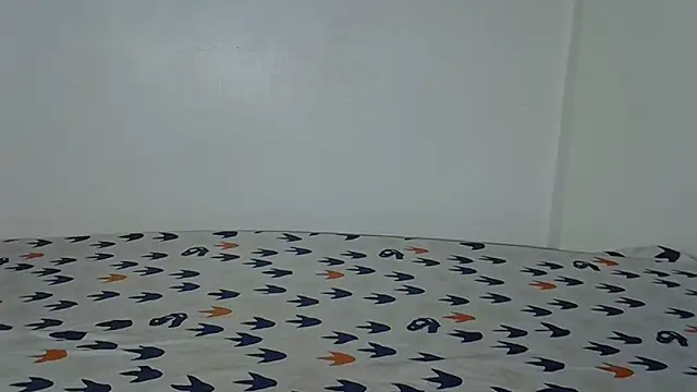 laetitia  online show from April 2026 09:23:01 PM