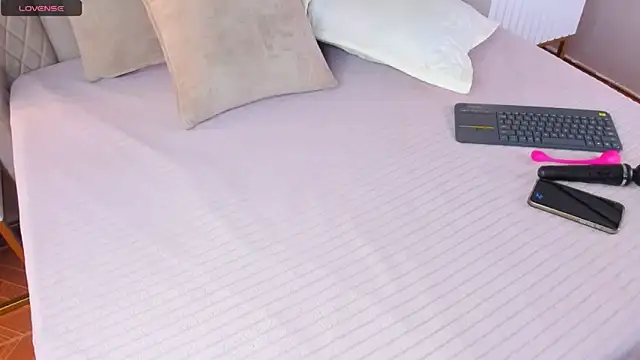 aria greco online show from January 2025 03:07:02 AM