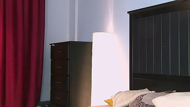Snapshot of Yanira_Muslim chatting on September 2025 04:36:02 AM Yanira Muslim online show from September 2025 04:36:02 AM