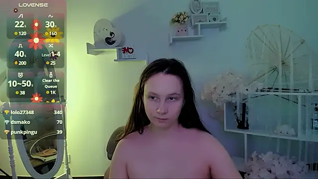 Snapshot of Ketrin_n_ chatting on March 2025 12:37:01 PM Ketrin n  online show from March 2025 12:37:01 PM