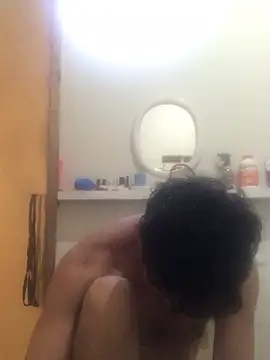 Snapshot of Marobronco chatting on April 2026 04:22:02 PM Marobronco online show from April 2026 04:22:02 PM