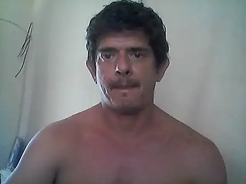 Snapshot of Marobronco chatting on April 2026 07:05:02 PM Marobronco online show from April 2026 07:05:02 PM