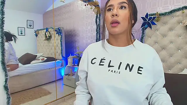 Sara Desire online show from January 2025 03:44:02 PM