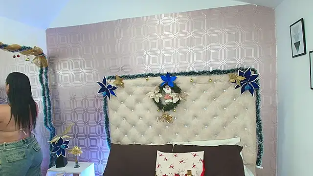 Sara Desire online show from January 2025 12:26:01 PM