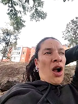 rebekka simpson online show from October 2025 02:58:02 PM