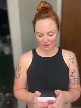 Snapshot of Blaze_Baby chatting on April 2026 01:27:01 PM Blaze Baby online show from April 2026 01:27:01 PM